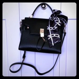 The Perfect Aldo Black Purse 🥰